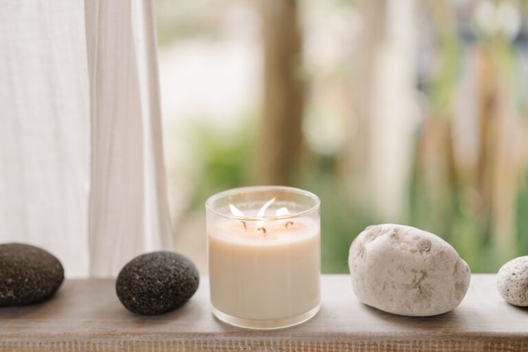 tiny ways to romanticize your life